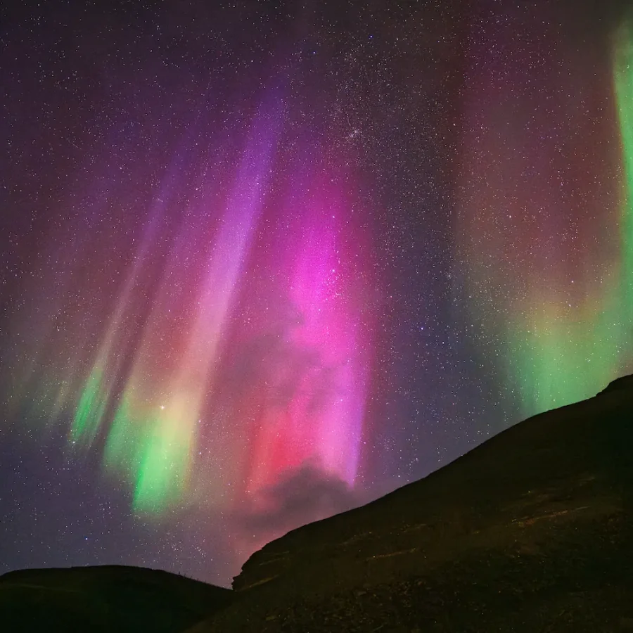 Tungulending Aurora Horizon Print – Limited Edition